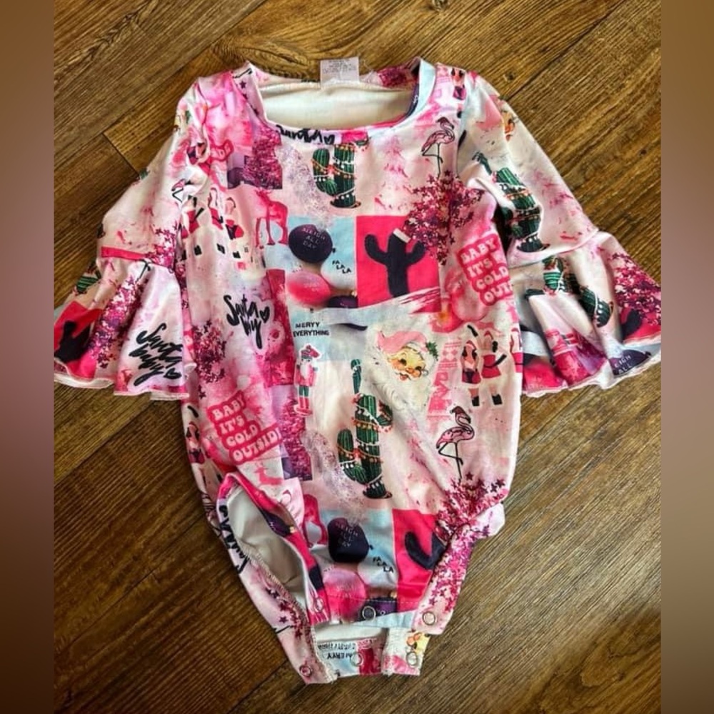 “Mean Girls” Christmas outfit